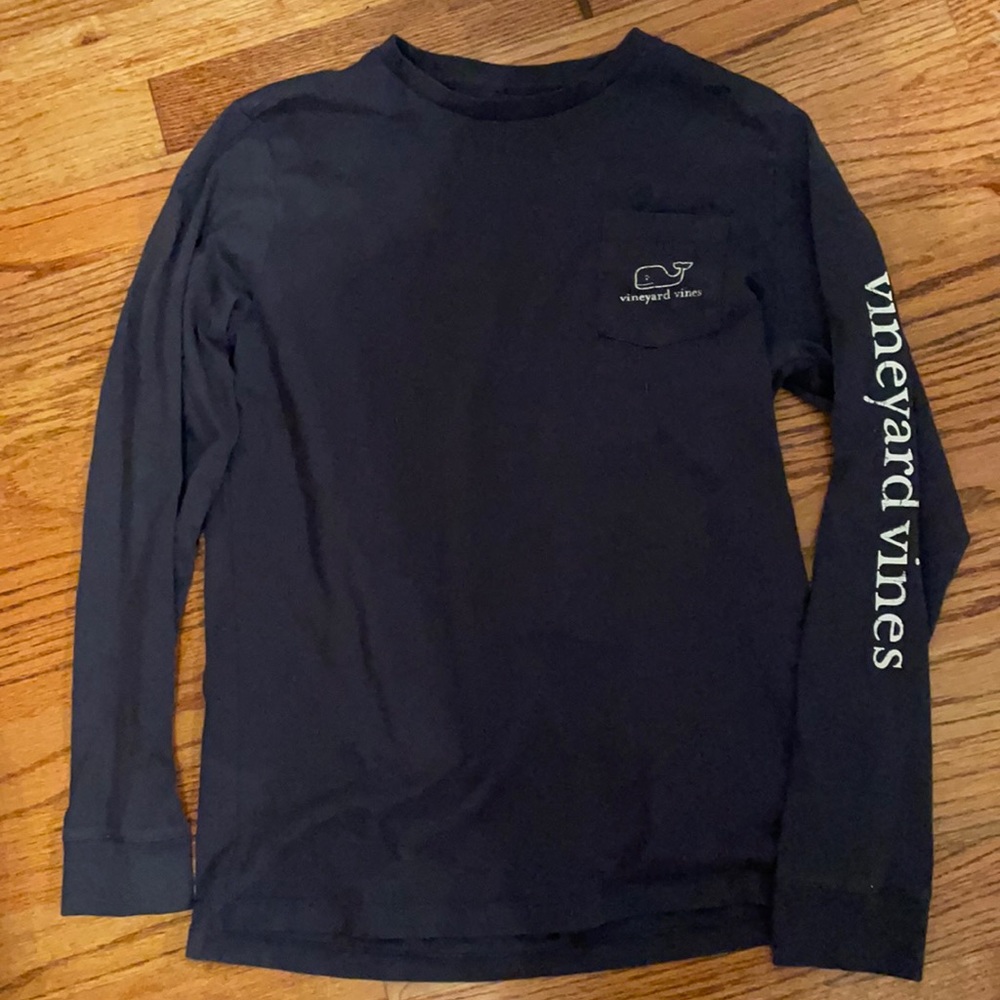 Youth vineyard vines navy long sleeves tee